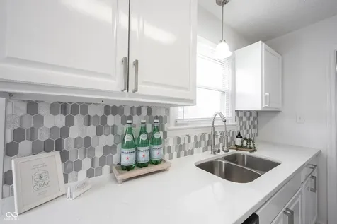 1716 E 46th Street Indianapolis IN 46205