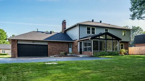 7313 Highburry Drive Indianapolis IN 46256