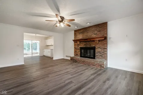 7313 Highburry Drive Indianapolis IN 46256