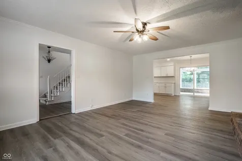 7313 Highburry Drive Indianapolis IN 46256