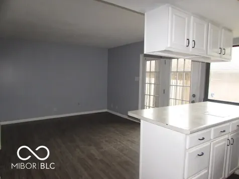 8123 E 20th Street Indianapolis IN 46219