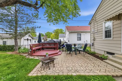 1412 N Bosart Avenue Indianapolis IN 46201