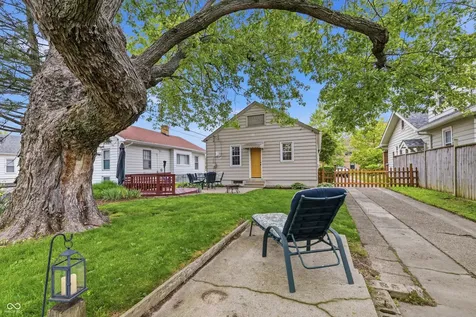 1412 N Bosart Avenue Indianapolis IN 46201