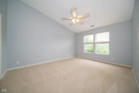 5715 Bruce Boulevard Noblesville IN 46062