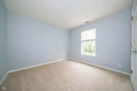 5715 Bruce Boulevard Noblesville IN 46062