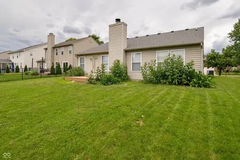 5715 Bruce Boulevard Noblesville IN 46062