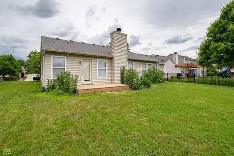 5715 Bruce Boulevard Noblesville IN 46062