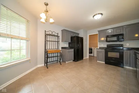 5715 Bruce Boulevard Noblesville IN 46062