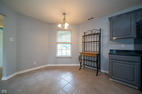 5715 Bruce Boulevard Noblesville IN 46062