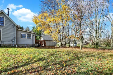 9702 E 375 S Zionsville IN 46077