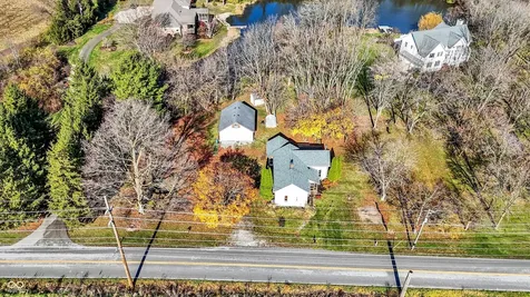 9702 E 375 S Zionsville IN 46077