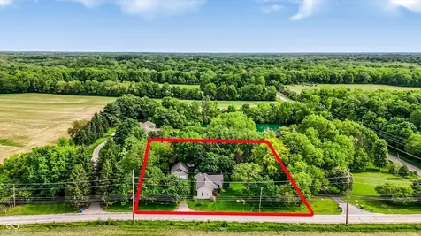 9702 E 375 S Zionsville IN 46077