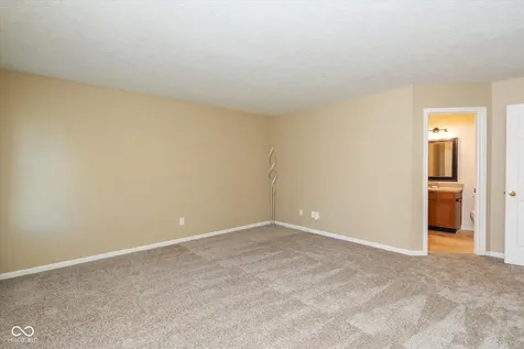 721 Bluff Creek Drive Fortville IN 46040