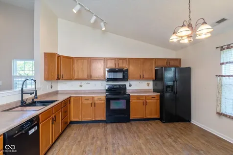 721 Bluff Creek Drive Fortville IN 46040