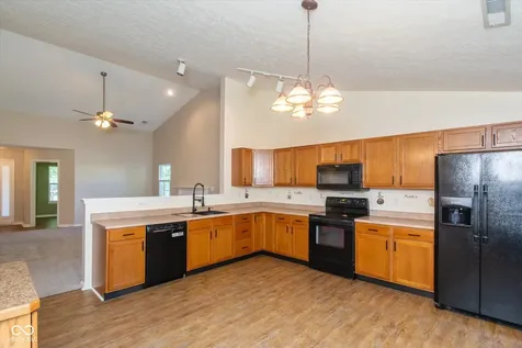 721 Bluff Creek Drive Fortville IN 46040