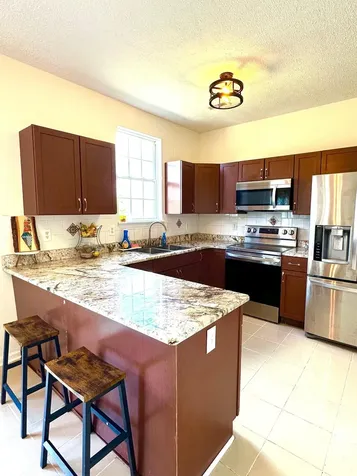 10142 Ironway Drive Indianapolis IN 46239