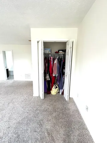 10142 Ironway Drive Indianapolis IN 46239