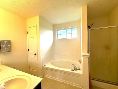 10142 Ironway Drive Indianapolis IN 46239