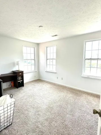 10142 Ironway Drive Indianapolis IN 46239