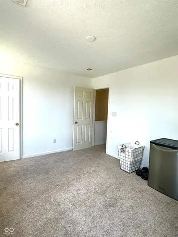 10142 Ironway Drive Indianapolis IN 46239
