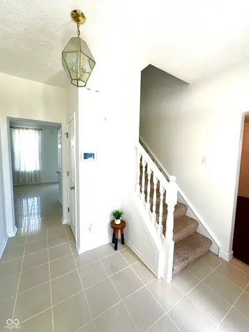 10142 Ironway Drive Indianapolis IN 46239
