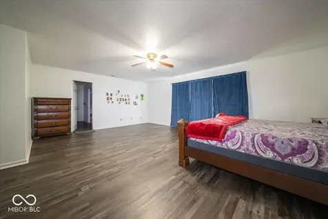 2897 Sentiment Lane Greenwood IN 46143