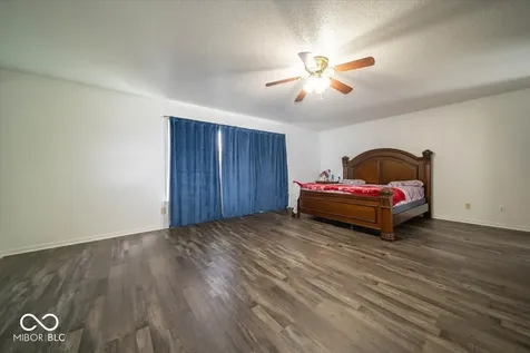 2897 Sentiment Lane Greenwood IN 46143