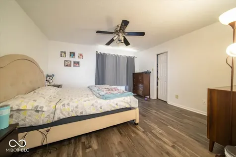2897 Sentiment Lane Greenwood IN 46143