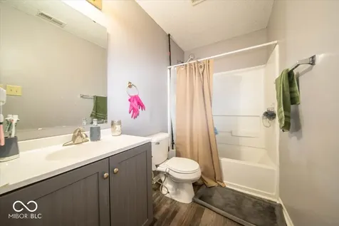 2897 Sentiment Lane Greenwood IN 46143