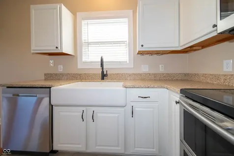 11044 Schoolhouse Road Fishers IN 46037