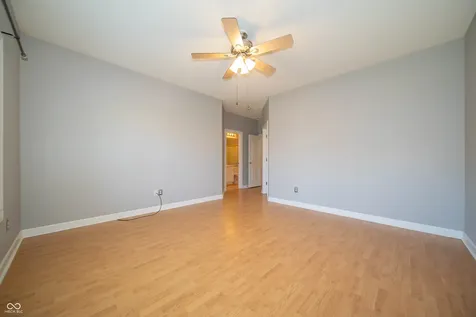 11044 Schoolhouse Road Fishers IN 46037