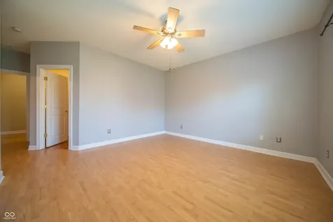 11044 Schoolhouse Road Fishers IN 46037