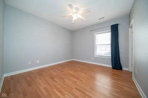 11044 Schoolhouse Road Fishers IN 46037