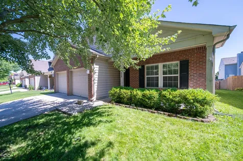 11044 Schoolhouse Road Fishers IN 46037