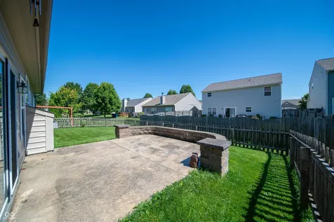 11044 Schoolhouse Road Fishers IN 46037