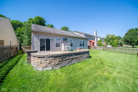 11044 Schoolhouse Road Fishers IN 46037