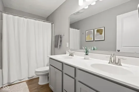 1802 Crossley Street Fortville IN 46040