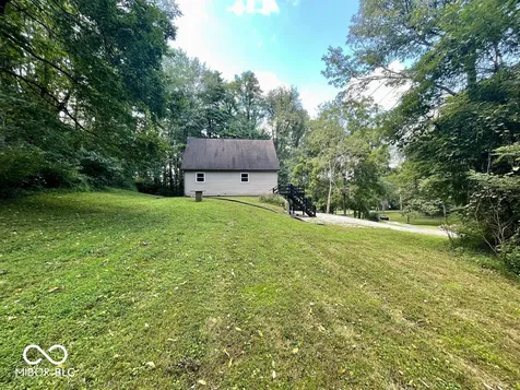 1970 Colonial Drive Martinsville IN 46151