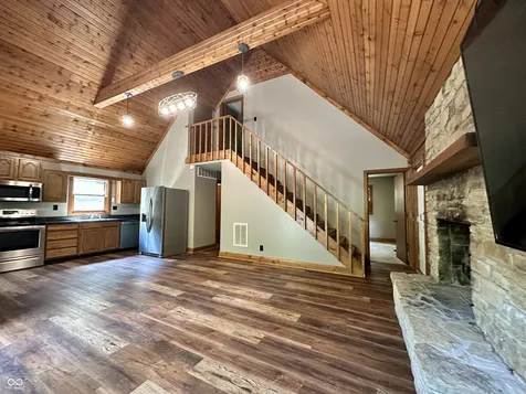 1970 Colonial Drive Martinsville IN 46151