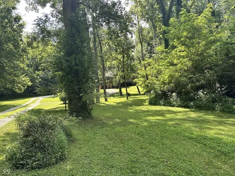 1970 Colonial Drive Martinsville IN 46151