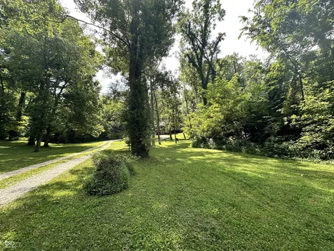 1970 Colonial Drive Martinsville IN 46151