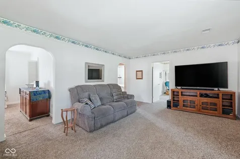 114 N Cook Road Muncie IN 47303