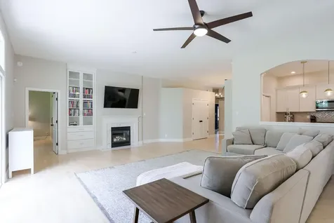 4300 Tally Ho Circle Zionsville IN 46077