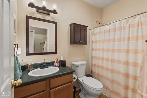 2845 Sleeping Ridge Way Indianapolis IN 46217