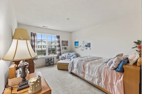 2845 Sleeping Ridge Way Indianapolis IN 46217