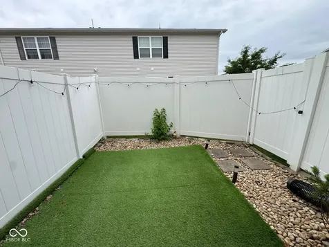 9652 Wild Iris Drive Noblesville IN 46060