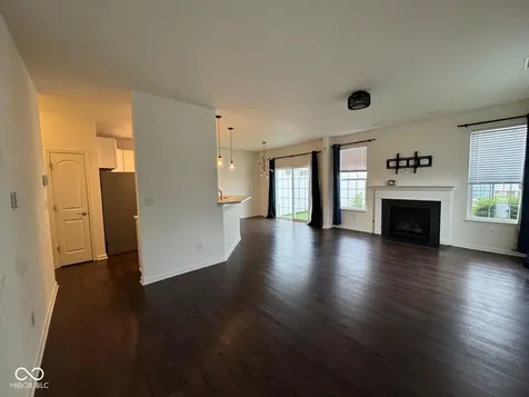 9652 Wild Iris Drive Noblesville IN 46060