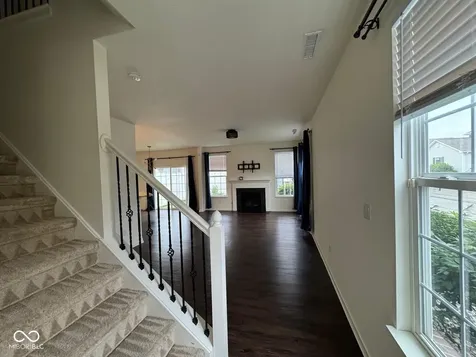 9652 Wild Iris Drive Noblesville IN 46060