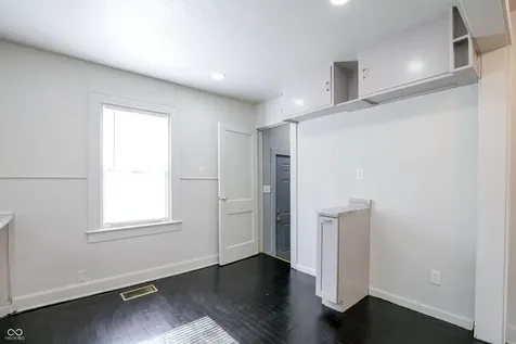 3751 Creston Drive Indianapolis IN 46222