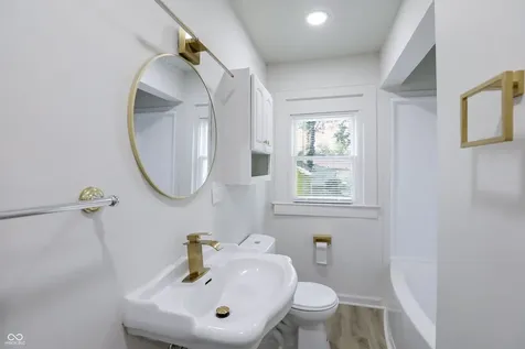 3751 Creston Drive Indianapolis IN 46222